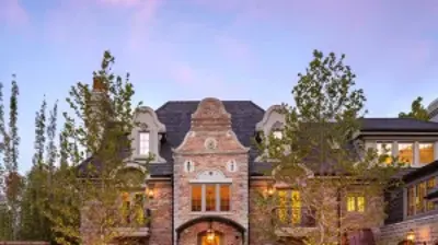 European Traditional Photo