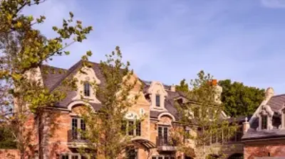 European Traditional Photo