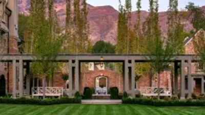 European Traditional Photo