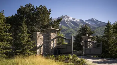 Mountainside Estate Photo