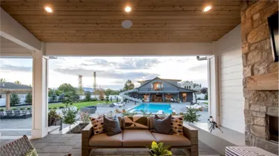 Outdoor Structures Photo